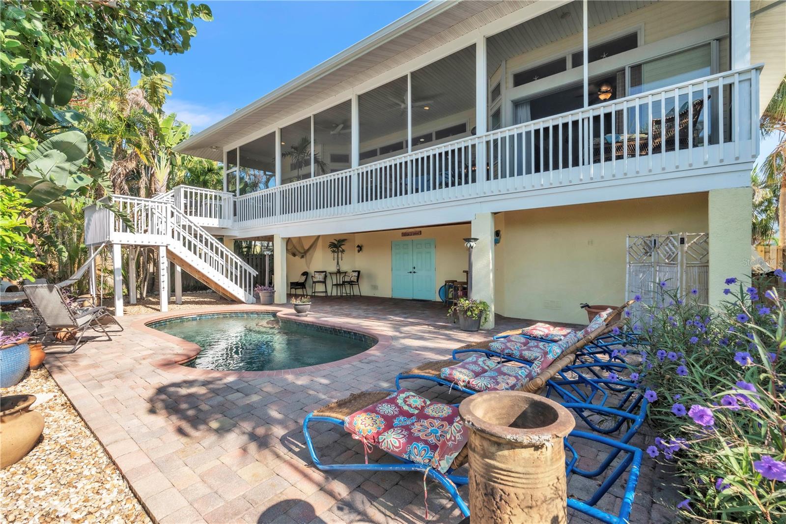 LUANA ISLES 1ST ADD - Residential