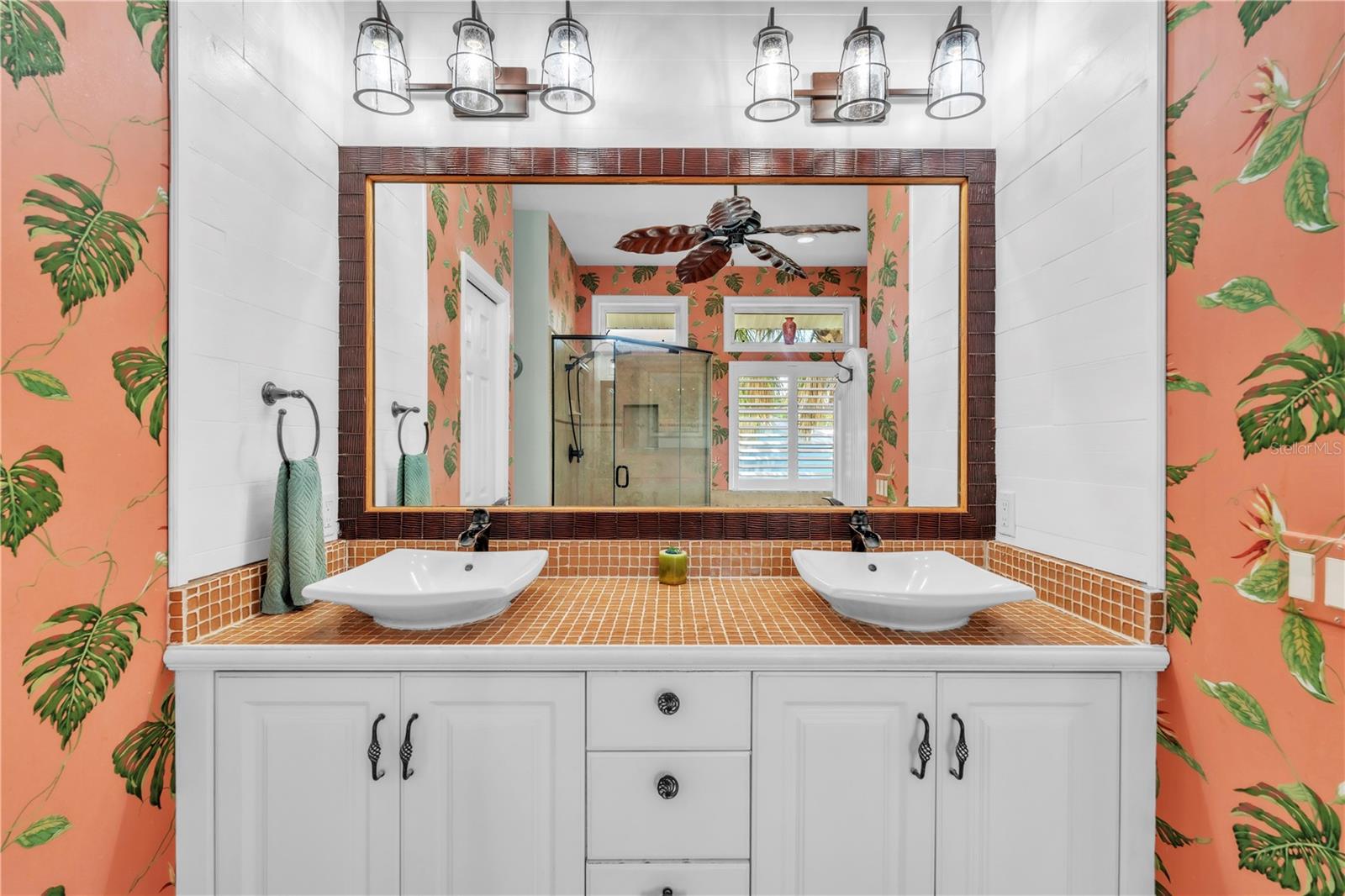 LUANA ISLES 1ST ADD - Residential