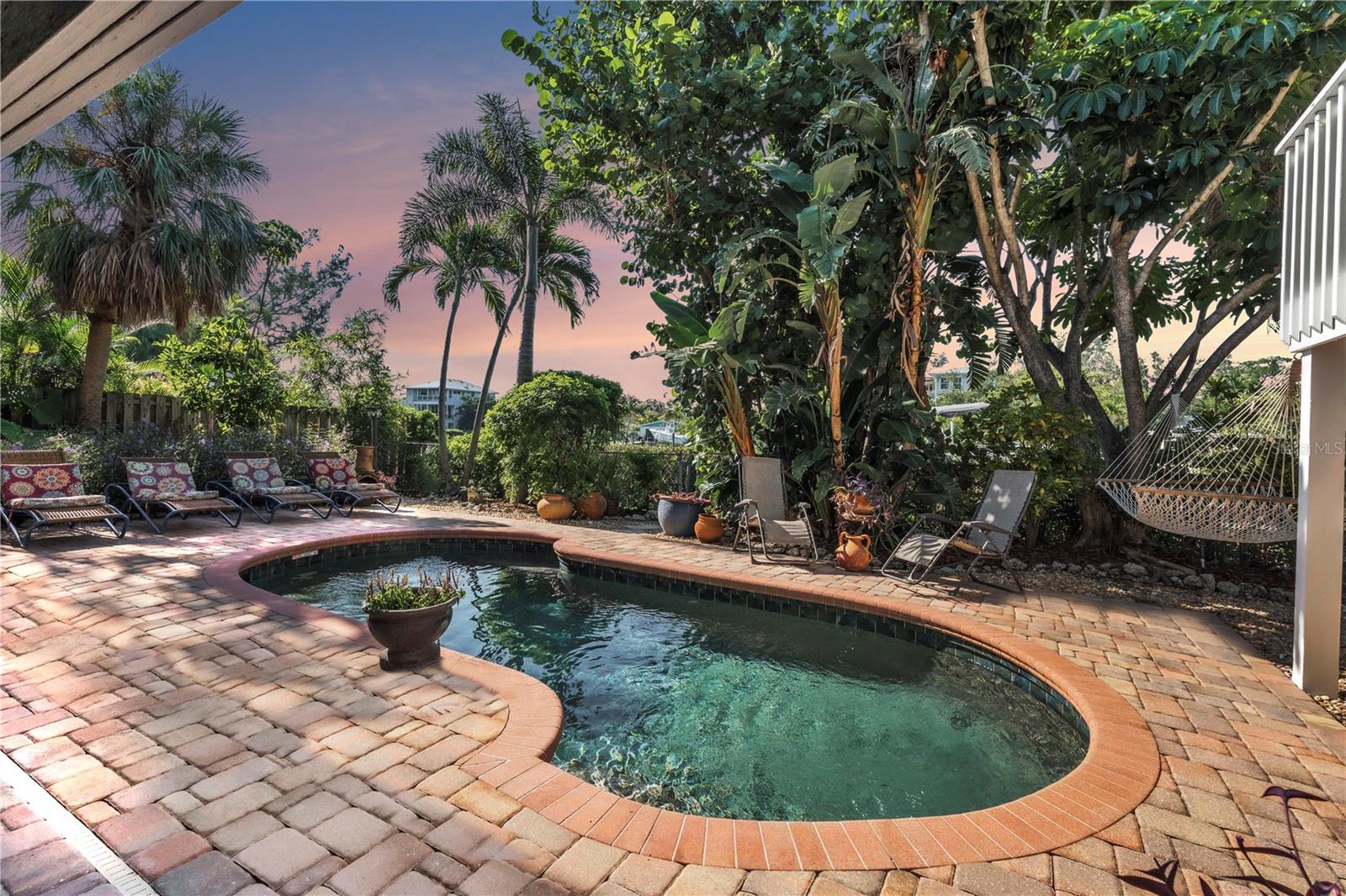 LUANA ISLES 1ST ADD - Residential