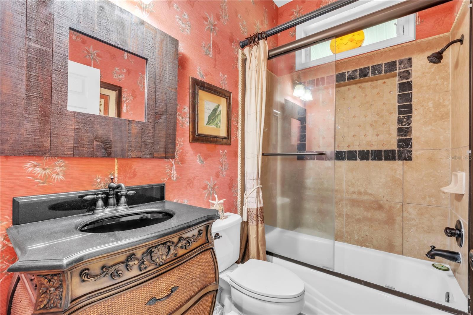 LUANA ISLES 1ST ADD - Residential