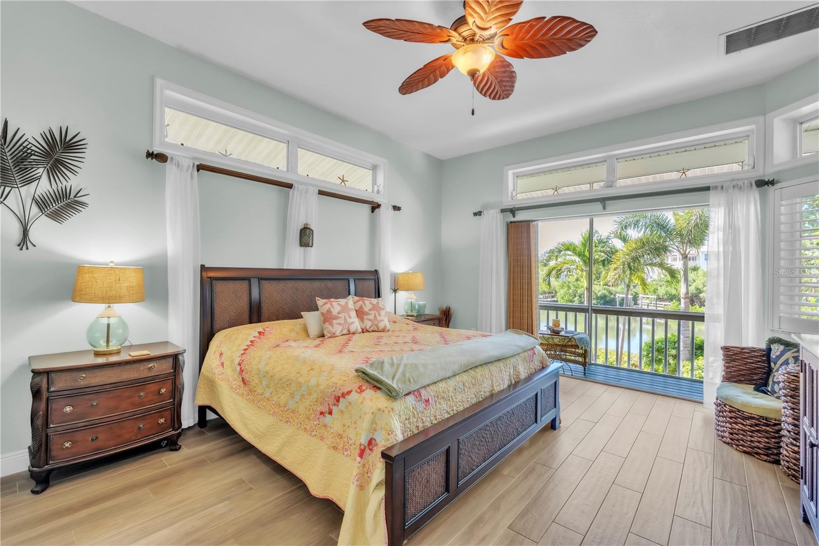 LUANA ISLES 1ST ADD - Residential