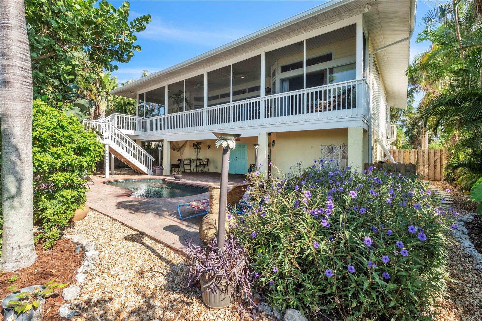 LUANA ISLES 1ST ADD - Residential