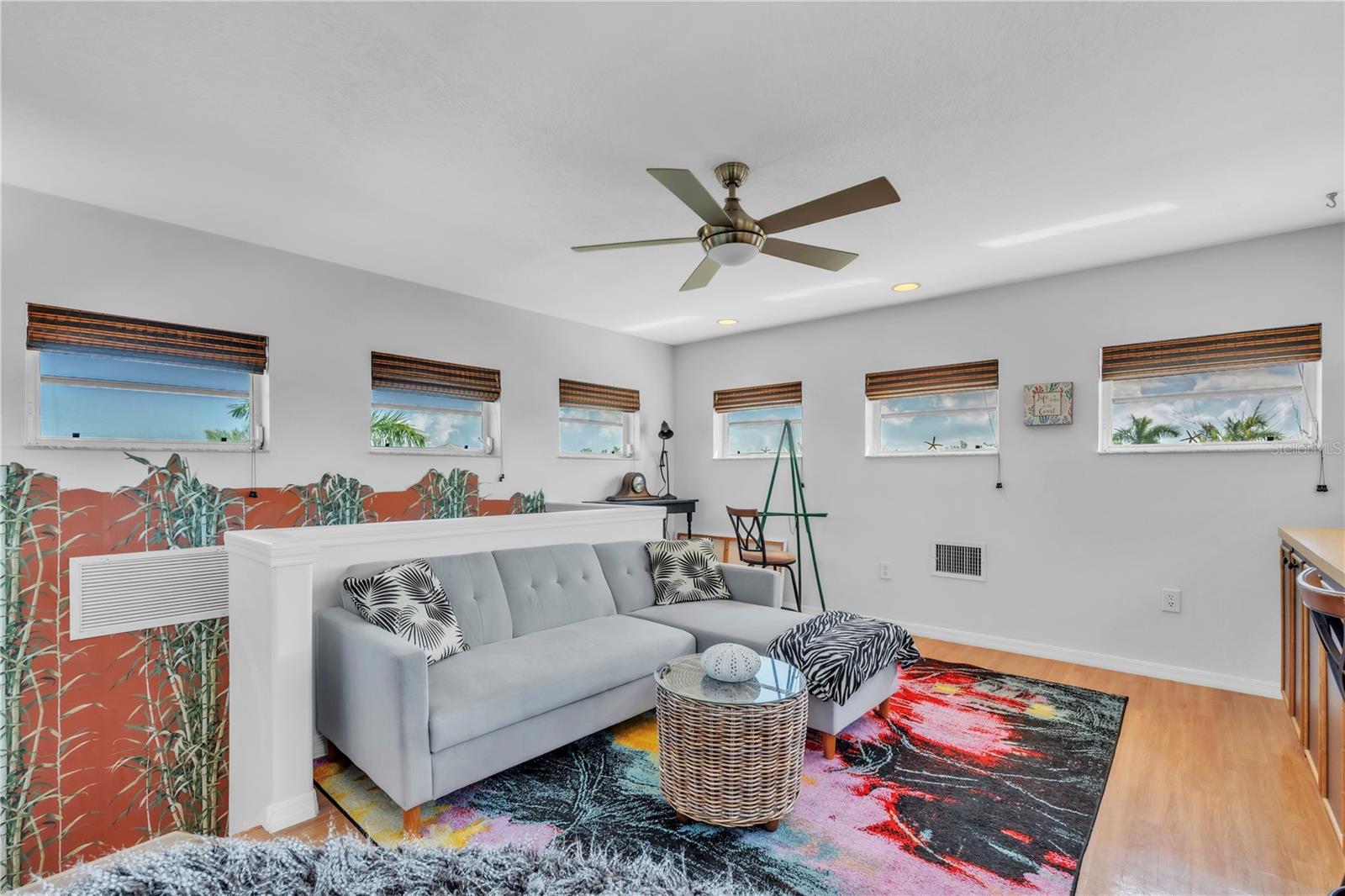 LUANA ISLES 1ST ADD - Residential