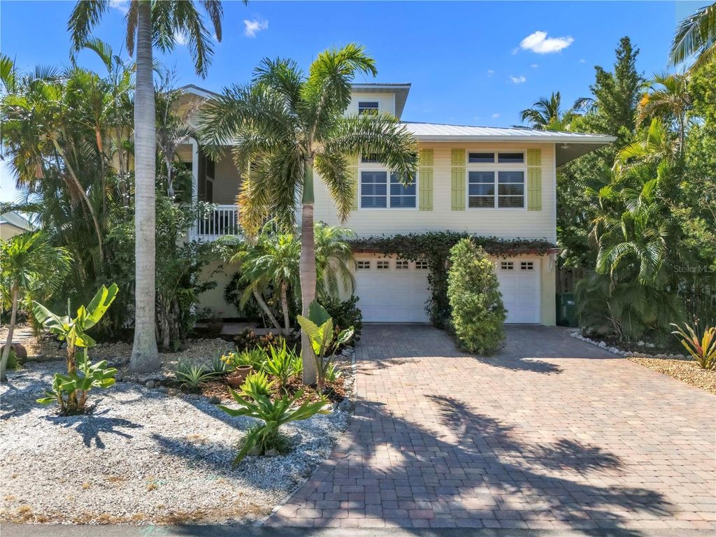 Photo of 311 Iris Street, Anna Maria, FL 34216 (MLS # A4669273)