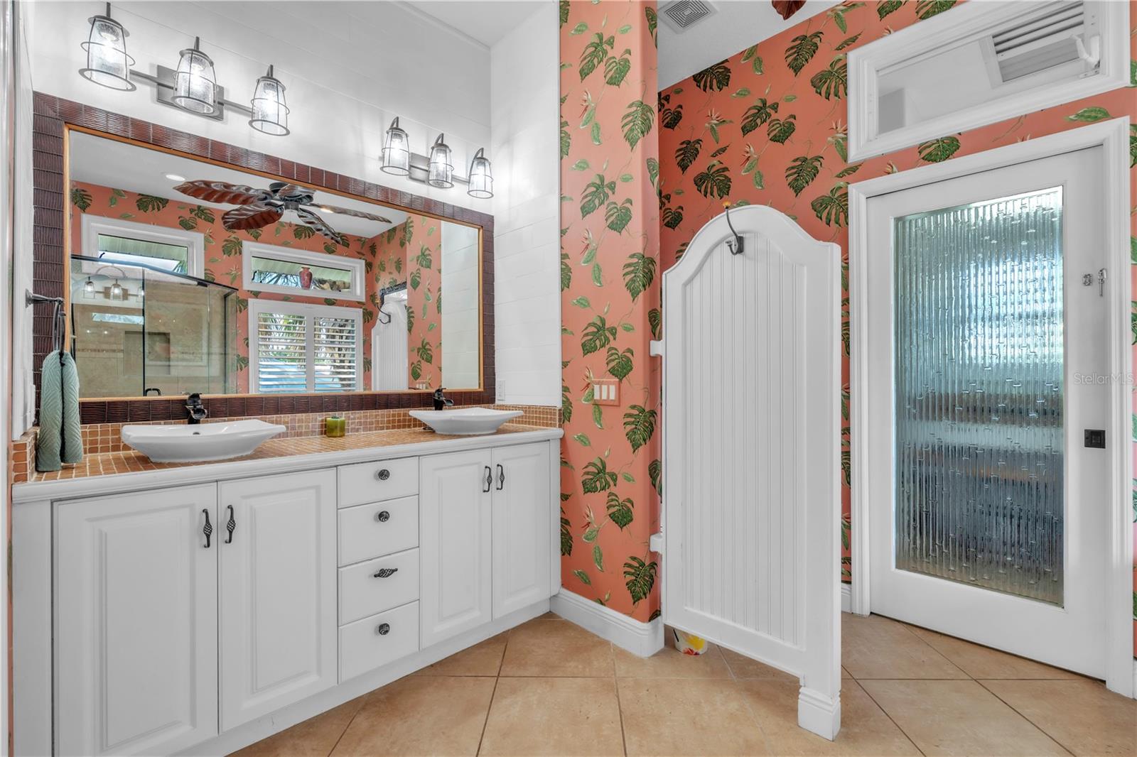 LUANA ISLES 1ST ADD - Residential