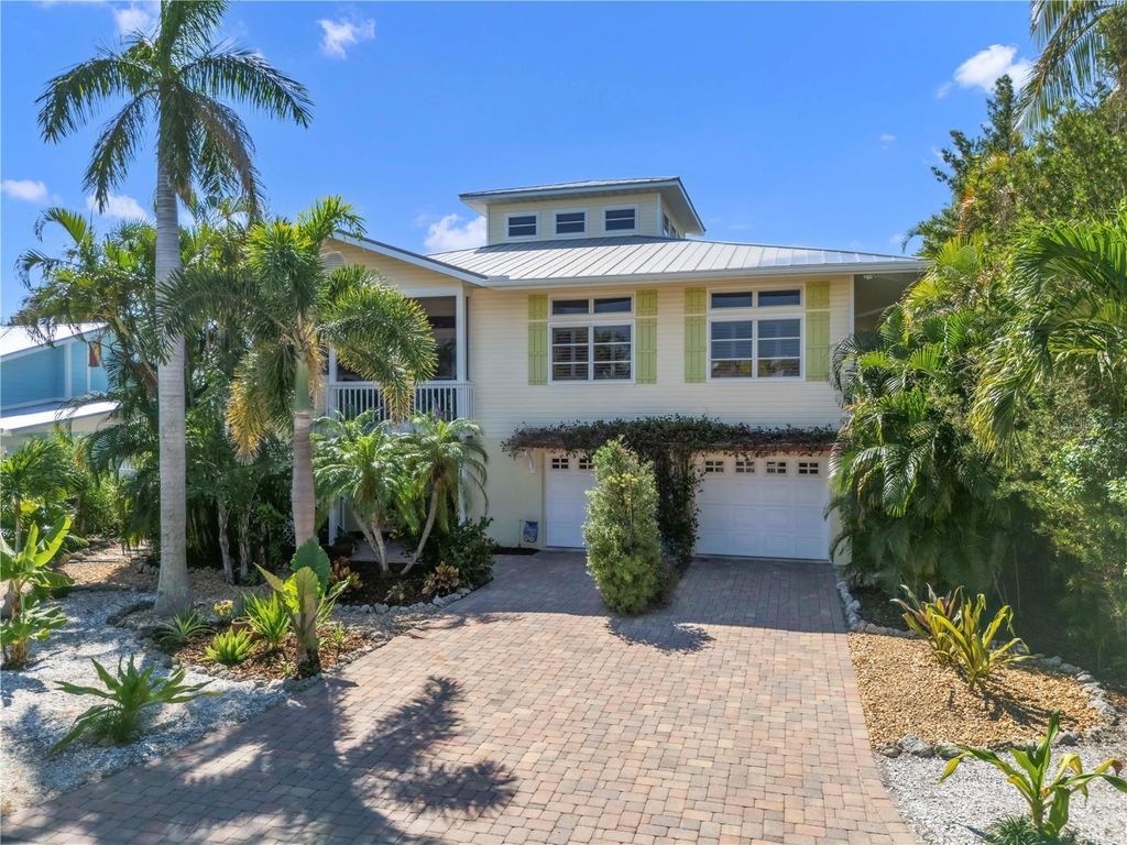 Photo of 311 Iris Street, Anna Maria, FL 34216 (MLS # A4669273)