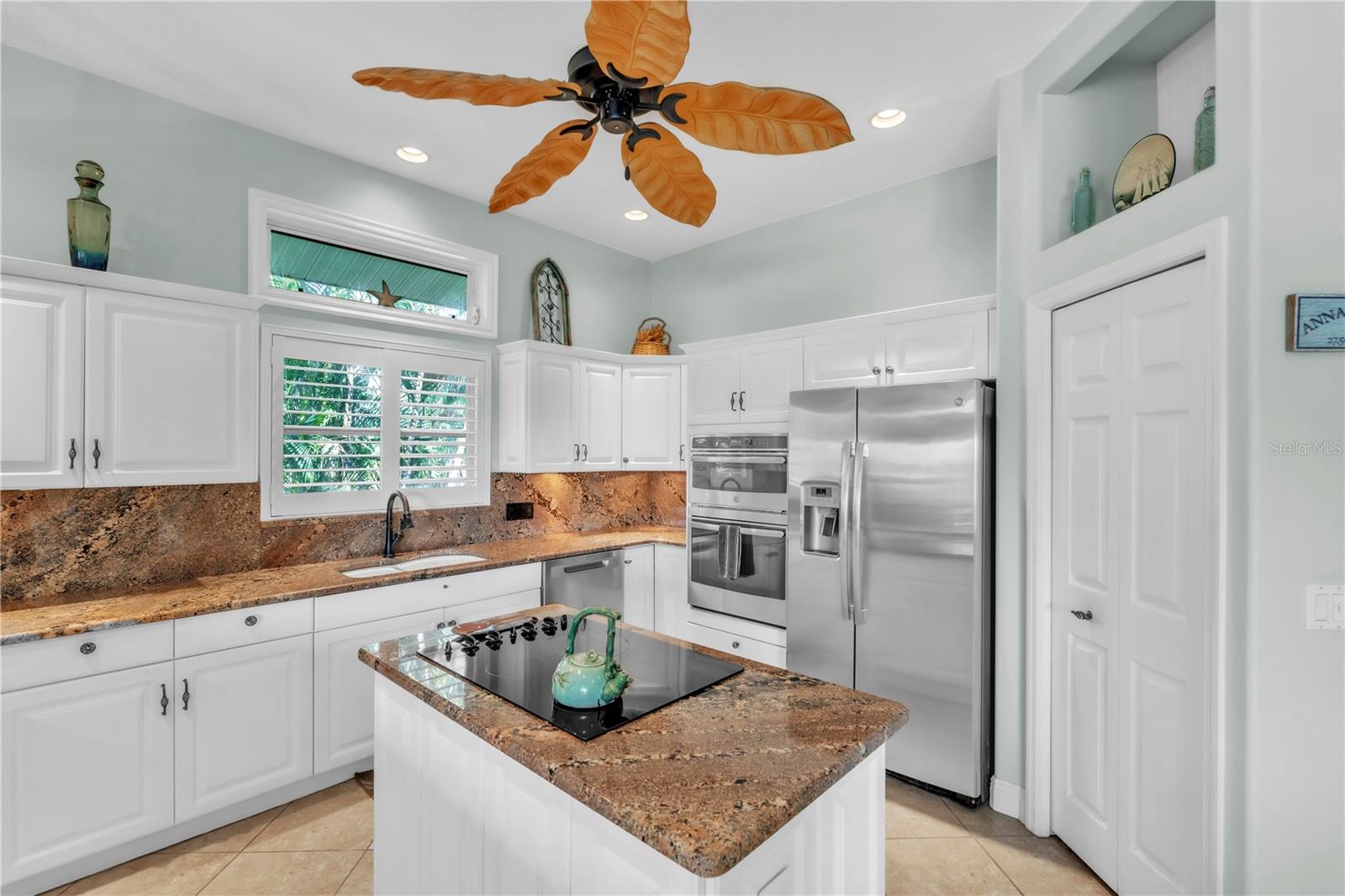 LUANA ISLES 1ST ADD - Residential