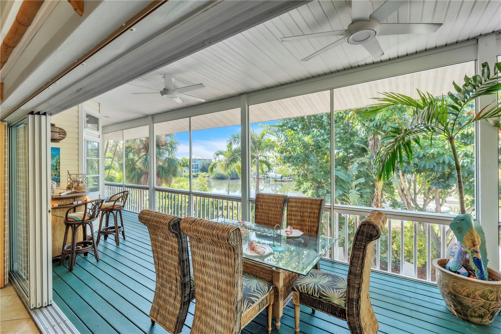 LUANA ISLES 1ST ADD - Residential