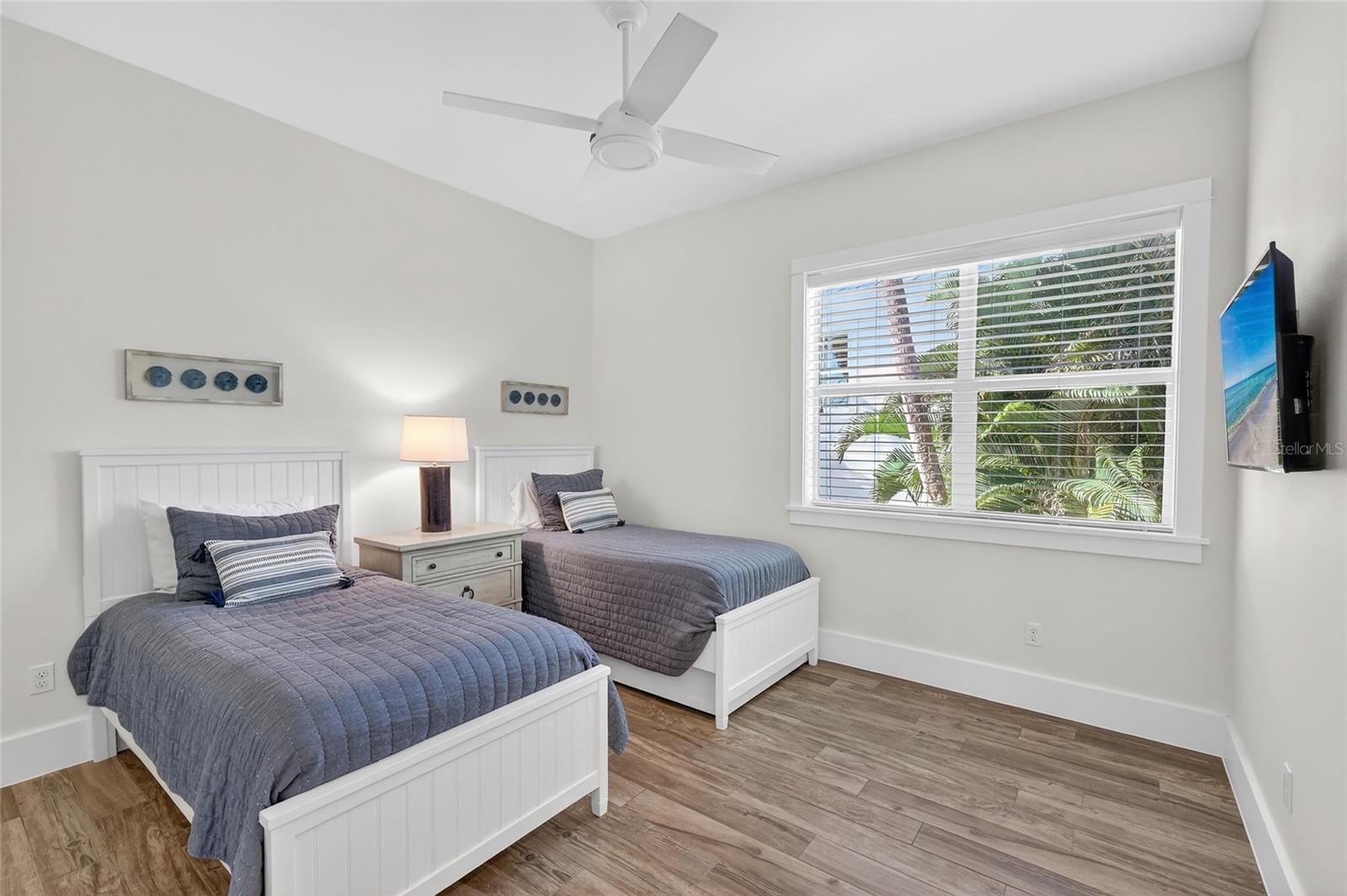 SEABREEZE - Residential