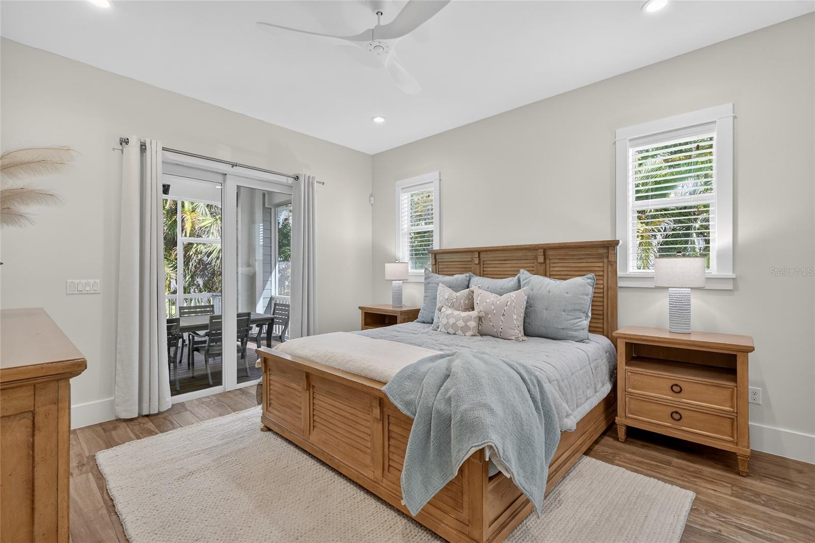 SEABREEZE - Residential