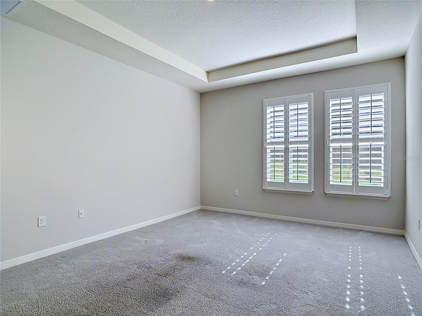 VICTORIA OAKS - Residential