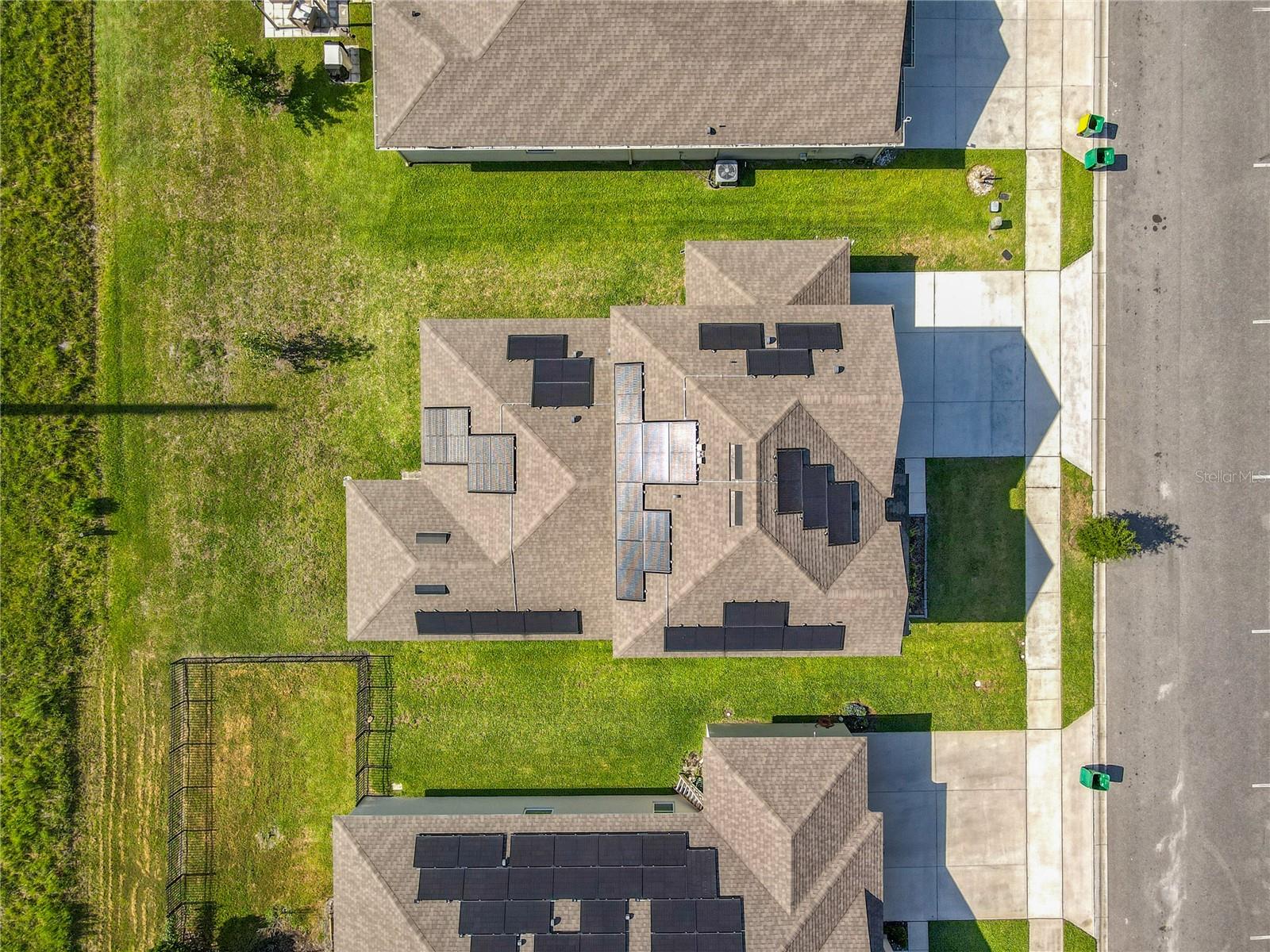 VICTORIA OAKS - Residential