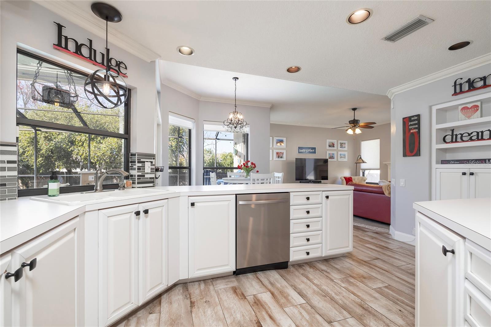 ABERDEEN UNIT ONE - Residential