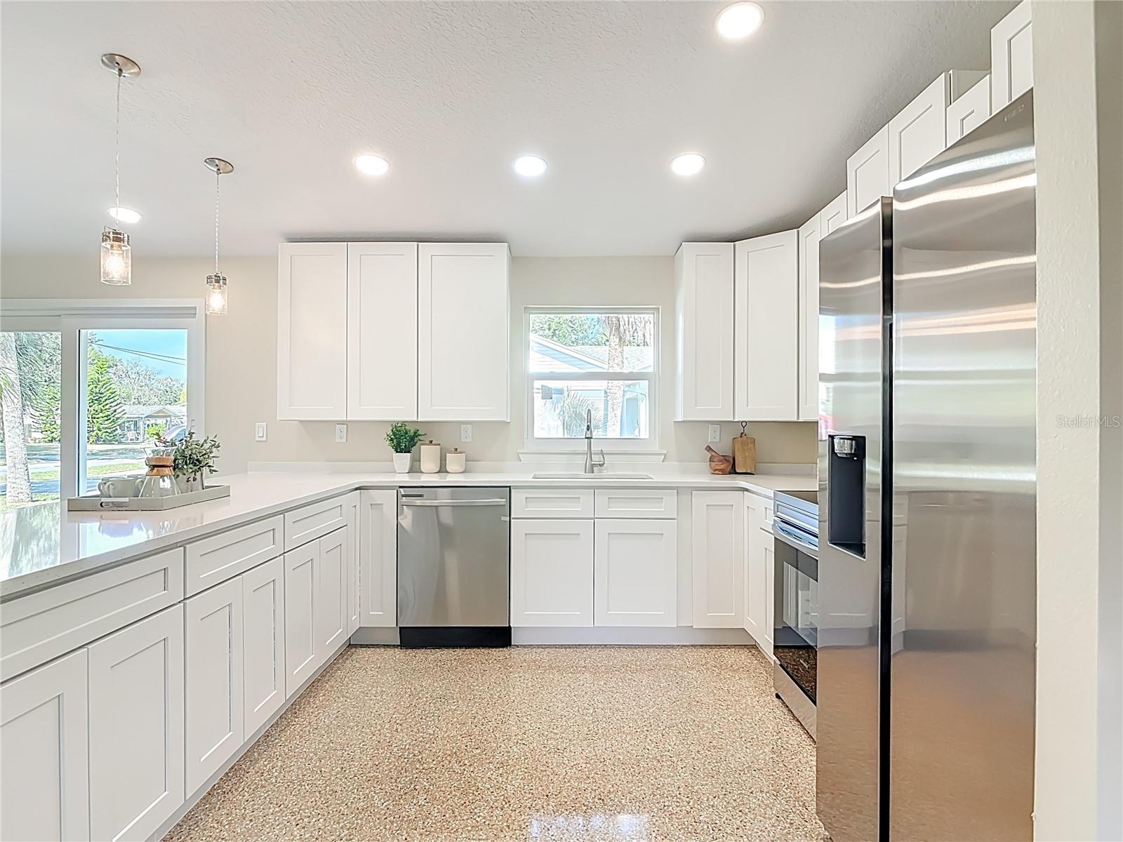 PICKETT GRANT NEW SMYRNA - Residential