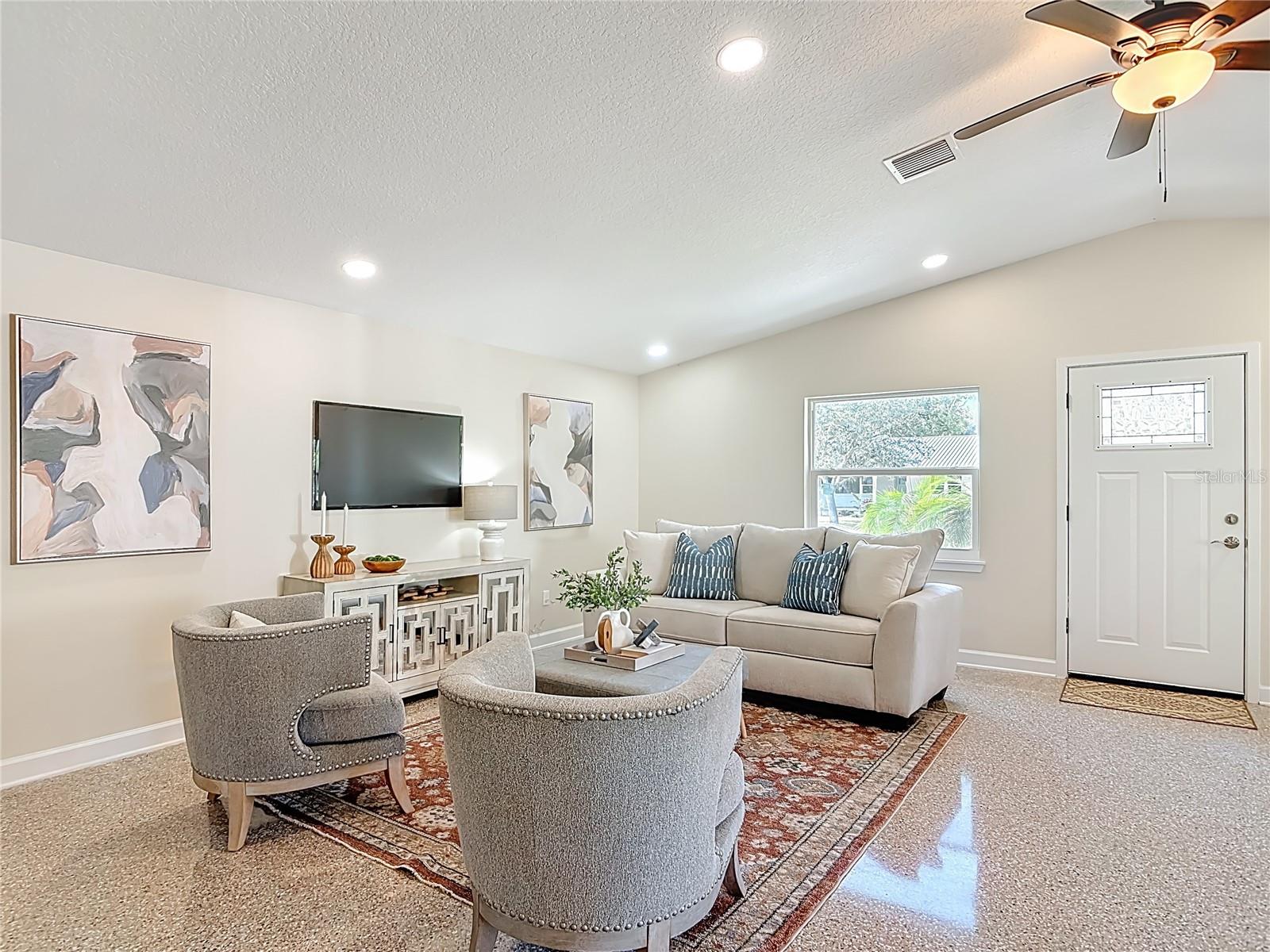 PICKETT GRANT NEW SMYRNA - Residential