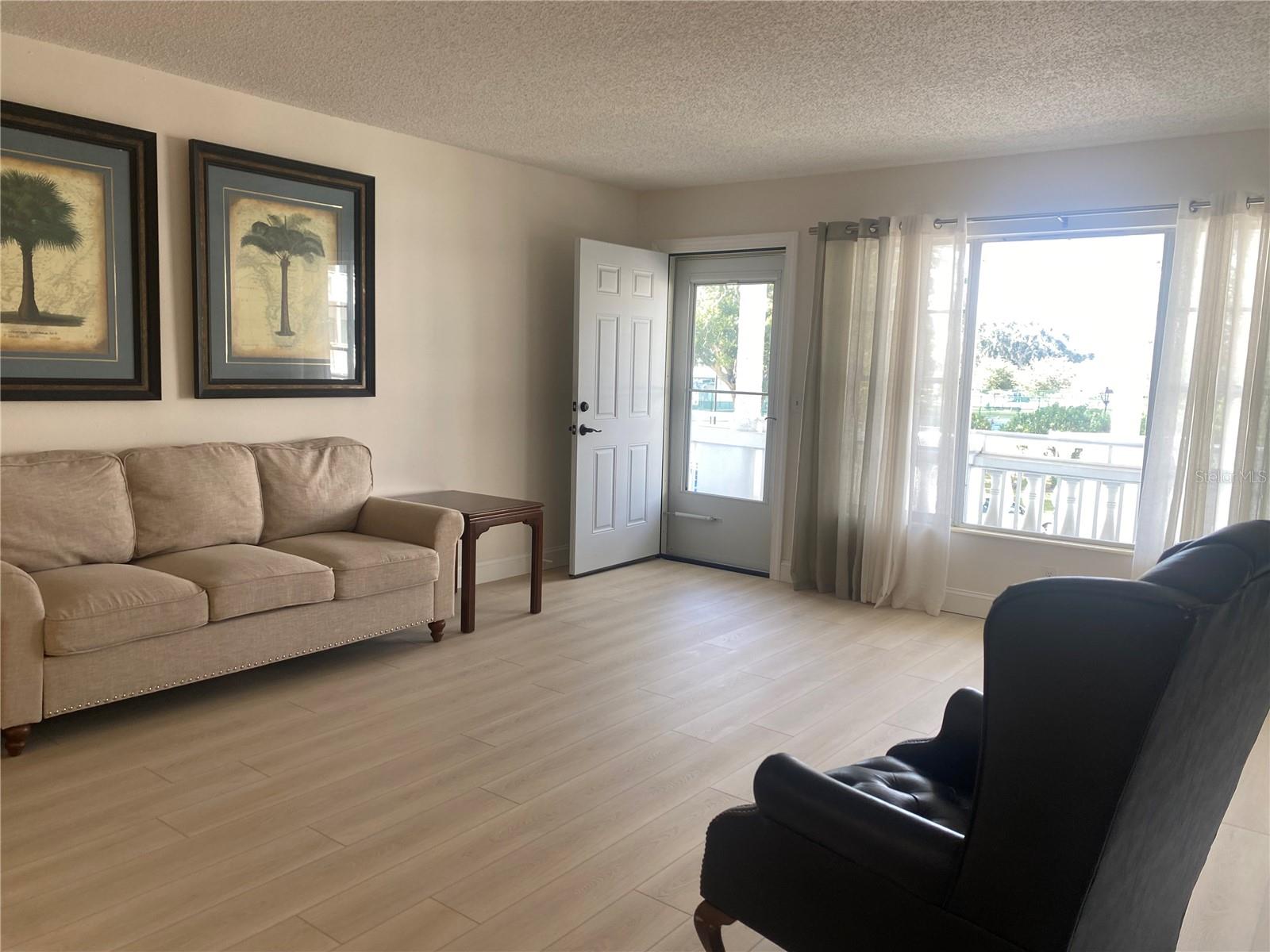 2428 COLUMBIA DRIVE 44