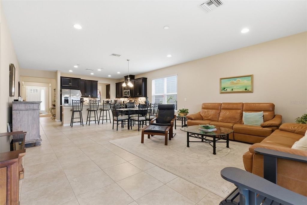 Photo of 5617 Maidenstone Way, Palmetto, FL 34221 (MLS # A4673222)