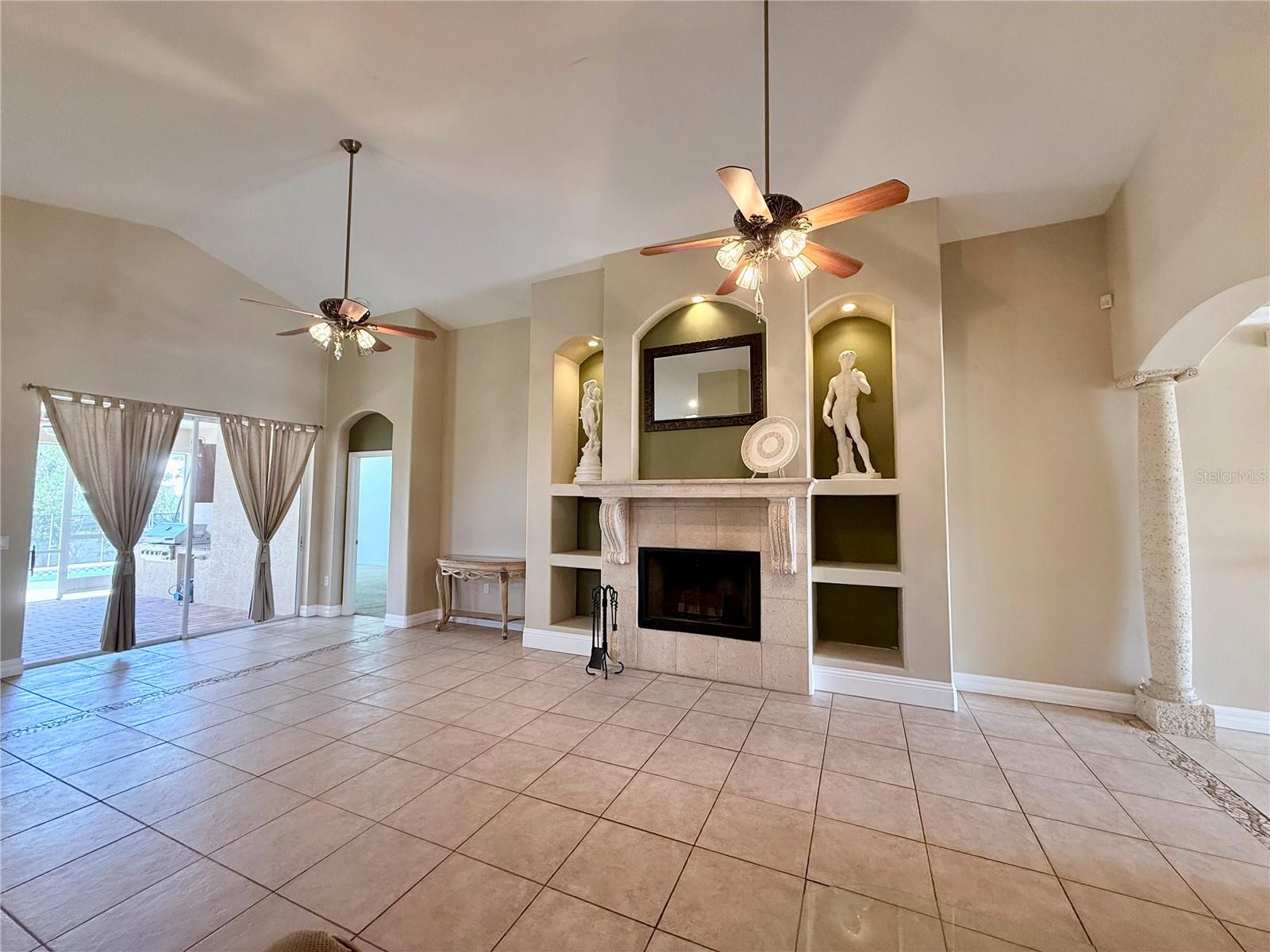 WATER OAK UNIT ONE - Residential