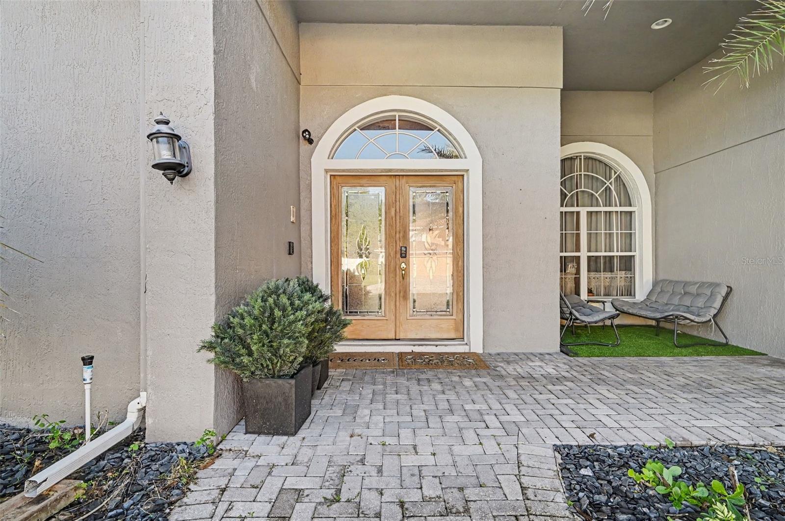 1325 TALL MAPLE LOOP
