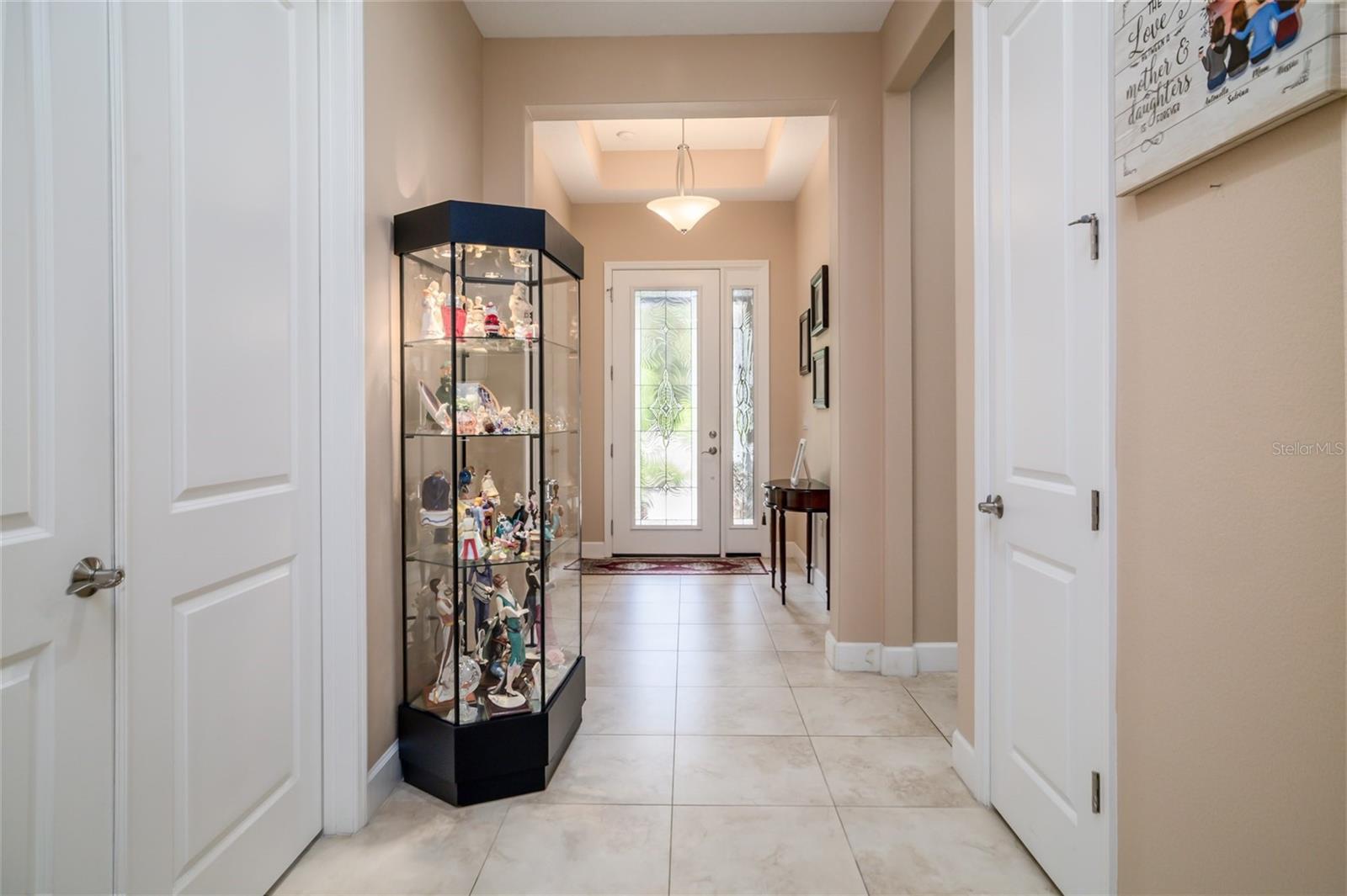 1653 VICTORIA GARDENS DRIVE