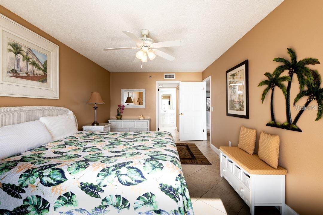 SAND DOLLAR CONDO - Residential