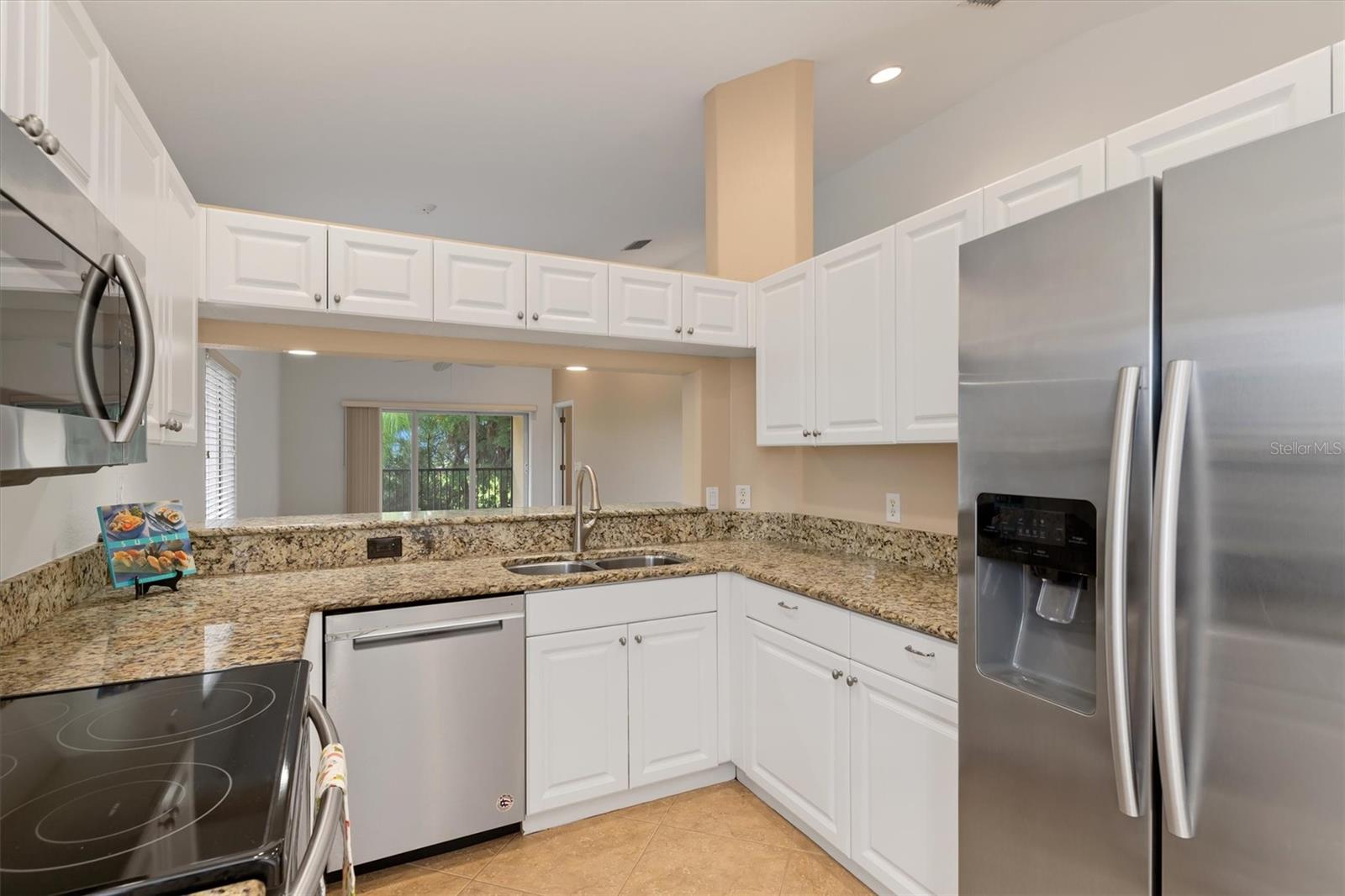 7196 N PLUM TREE 321