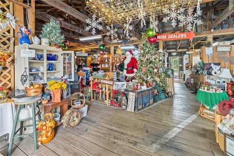 Tiny photo for 15 S Market Boulevard, Webster, FL 33597 (MLS # G5090962)