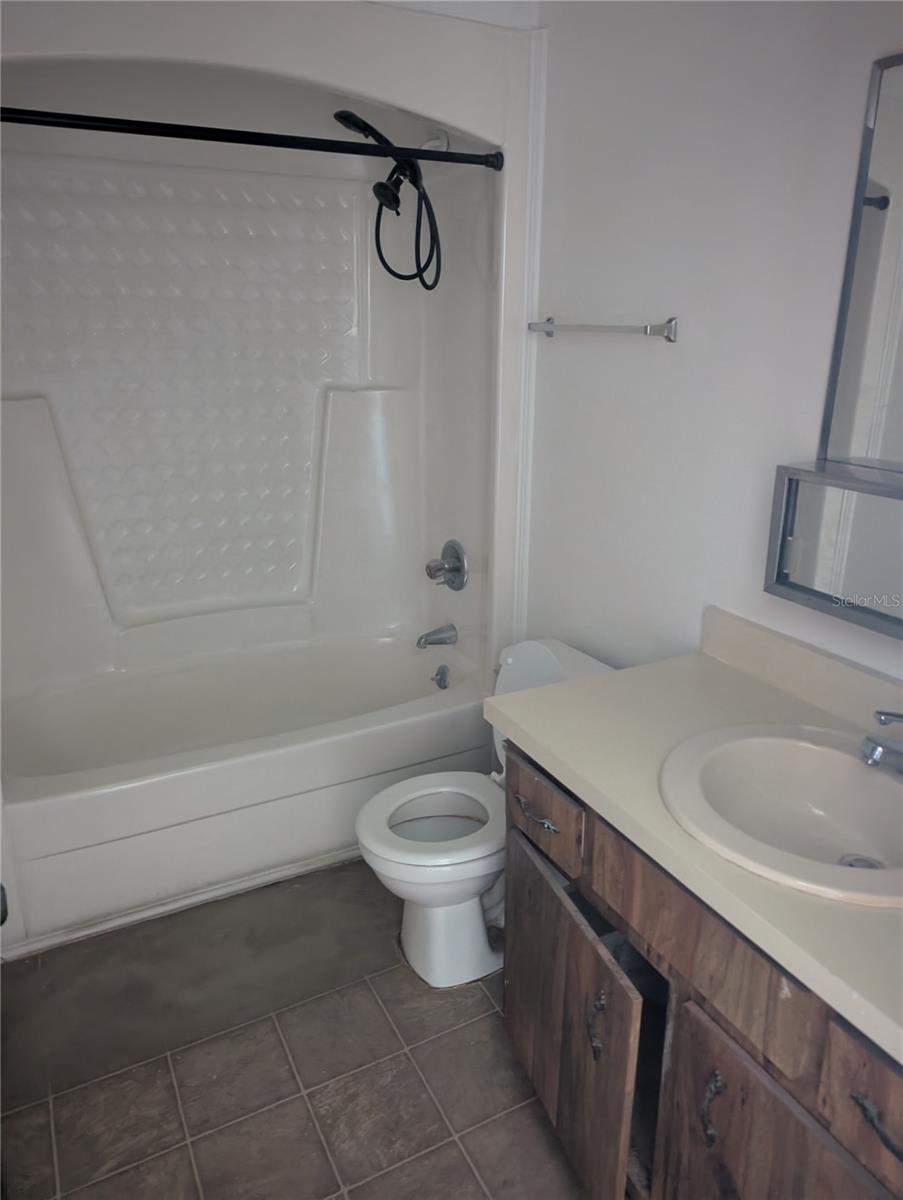 CODRINGTONS BLK 17 DELAND - Commercial Sale