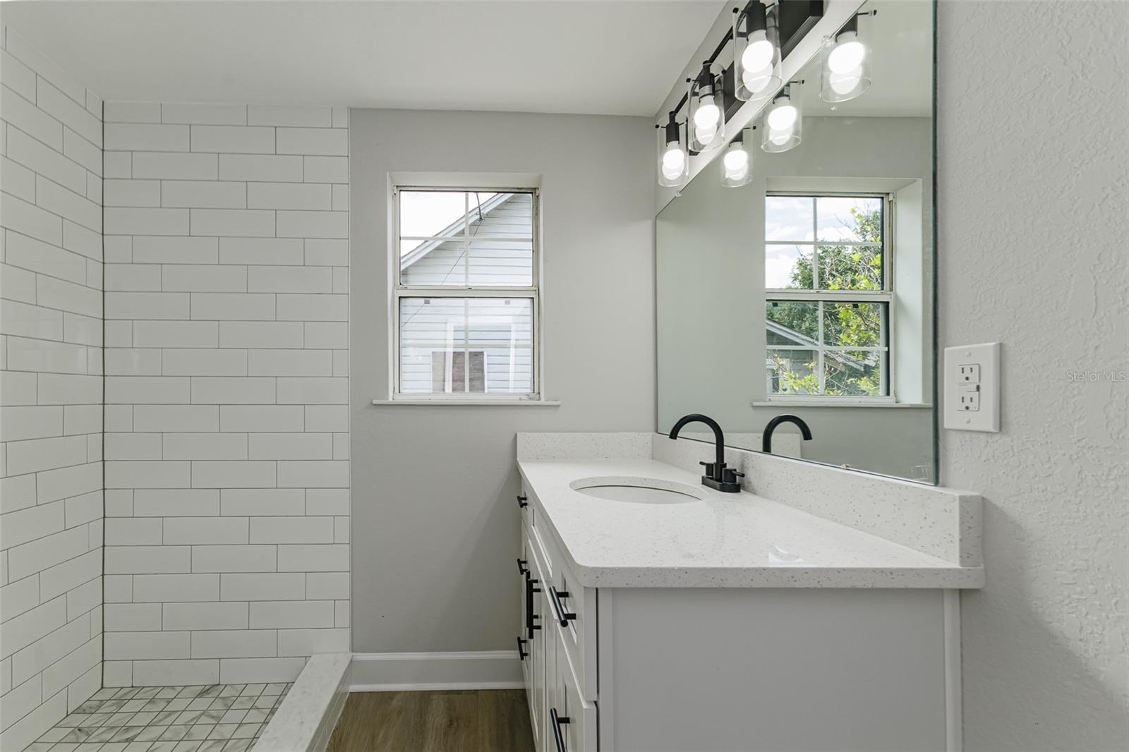 TWIN LAKE PARK RESUB - Residential