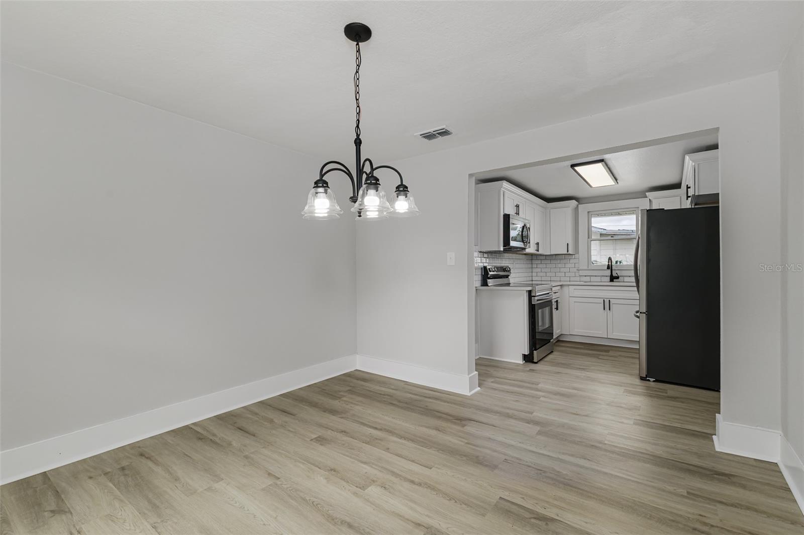 TWIN LAKE PARK RESUB - Residential