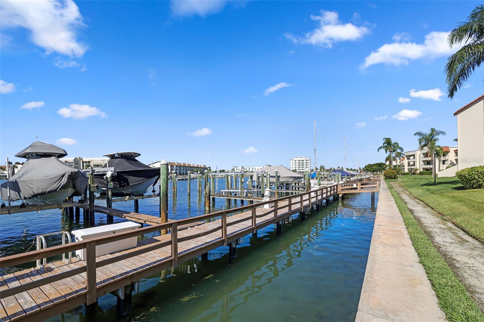 VILLAGE AT TIERRA VERDE CONDO - Residential