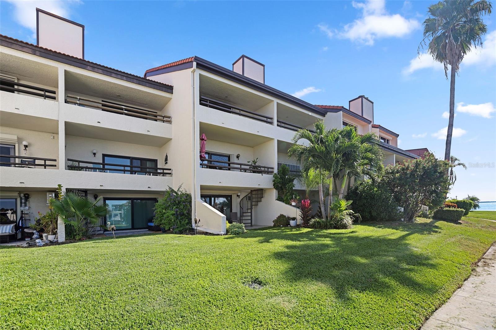 VILLAGE AT TIERRA VERDE CONDO - Residential