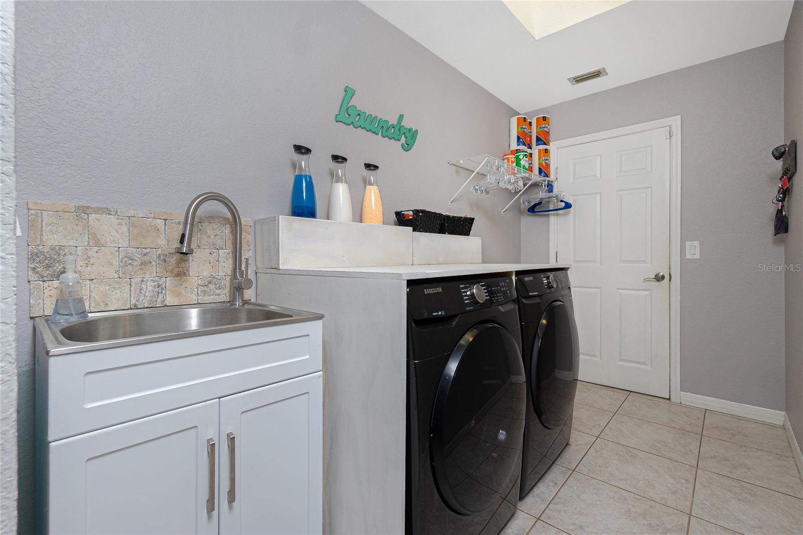 PUNTA GORDA ISLES SEC 23 - Residential