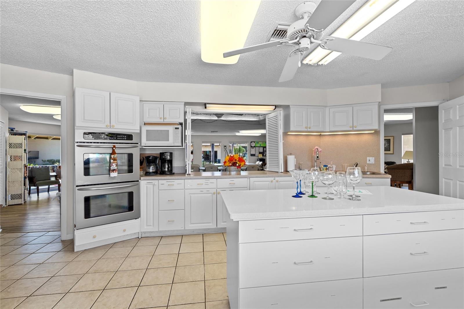 VILLAS DE GOLF CONDO - Residential