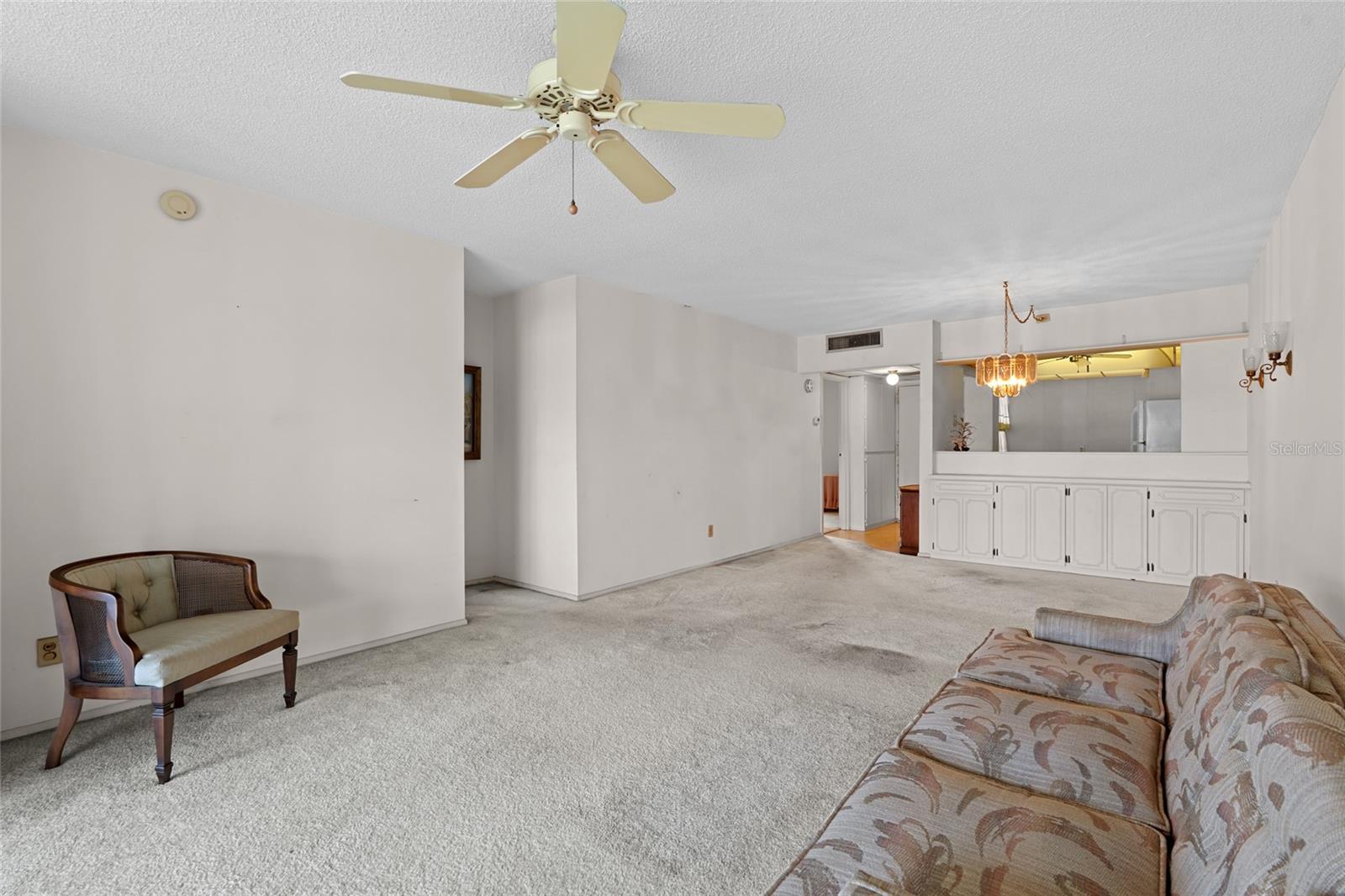VILLAS DE GOLF CONDO - Residential