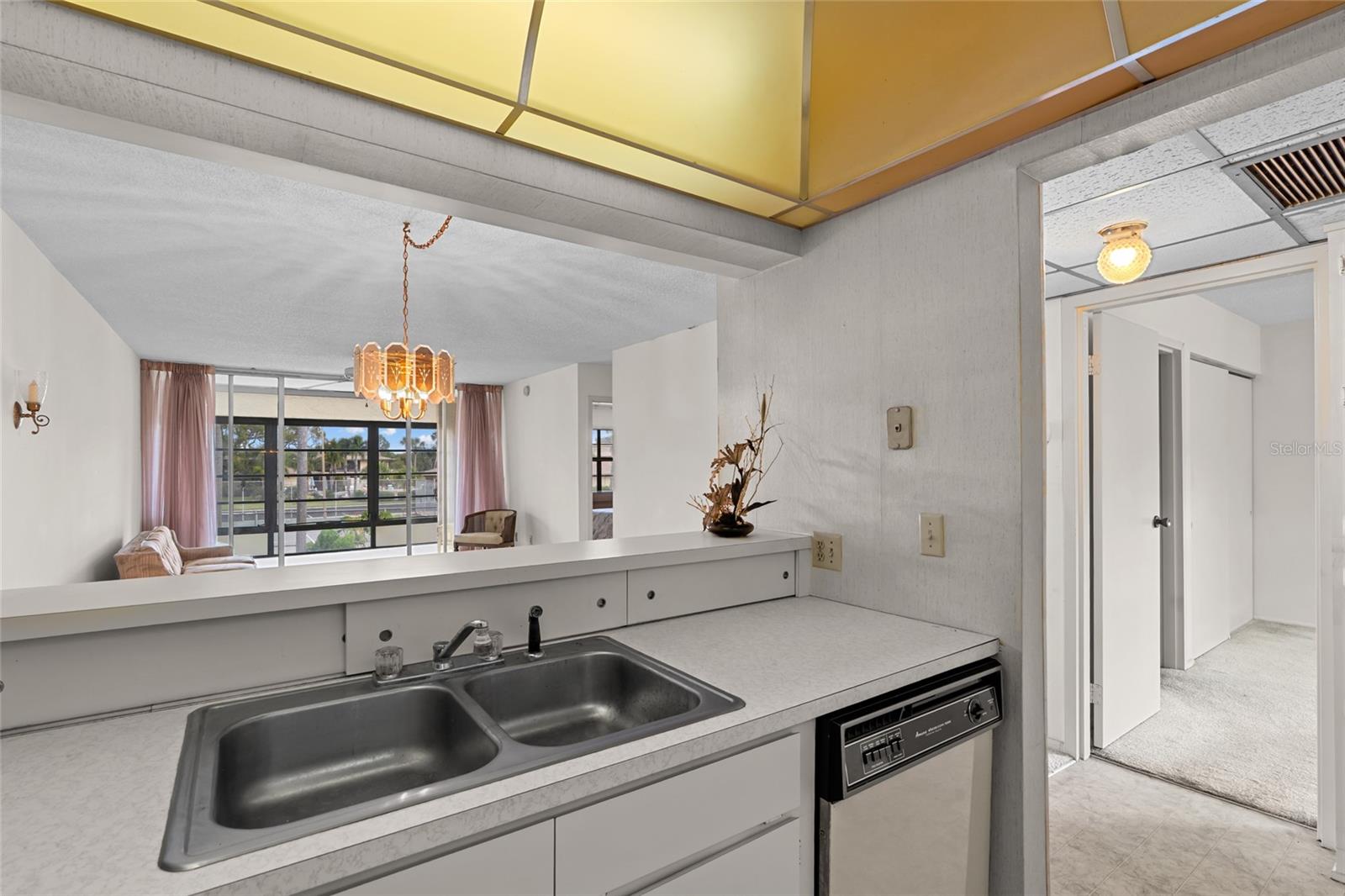 VILLAS DE GOLF CONDO - Residential