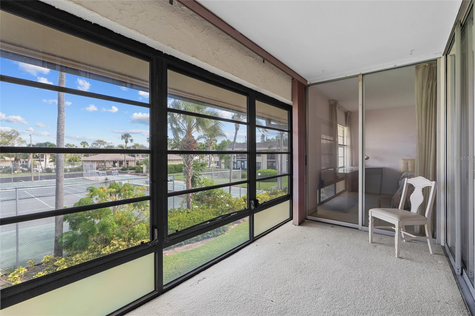 VILLAS DE GOLF CONDO - Residential