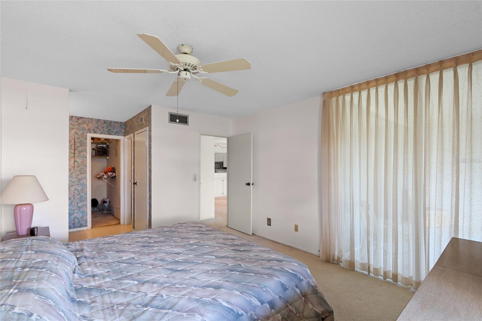 VILLAS DE GOLF CONDO - Residential