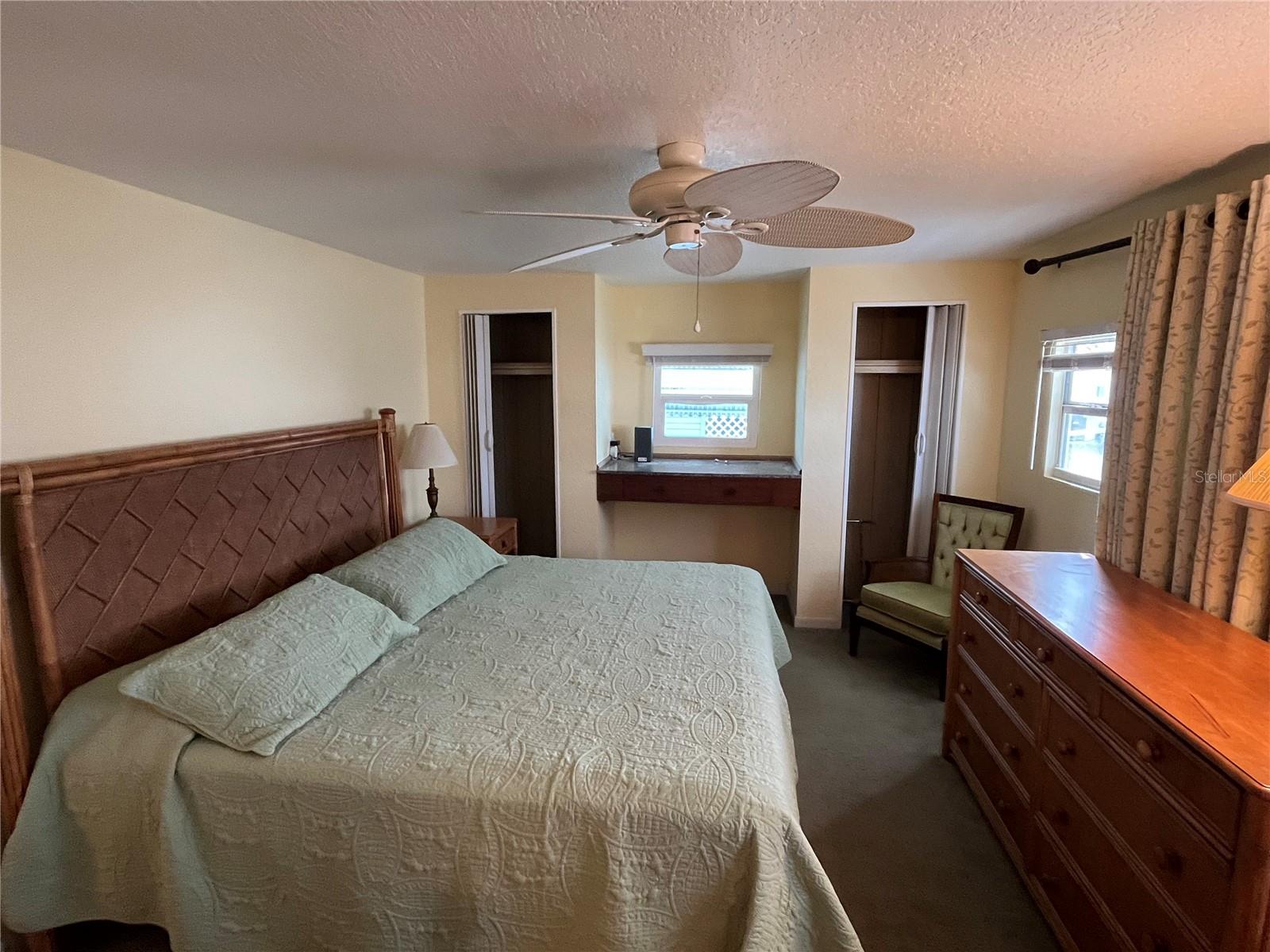 VENICE ISLE - Residential