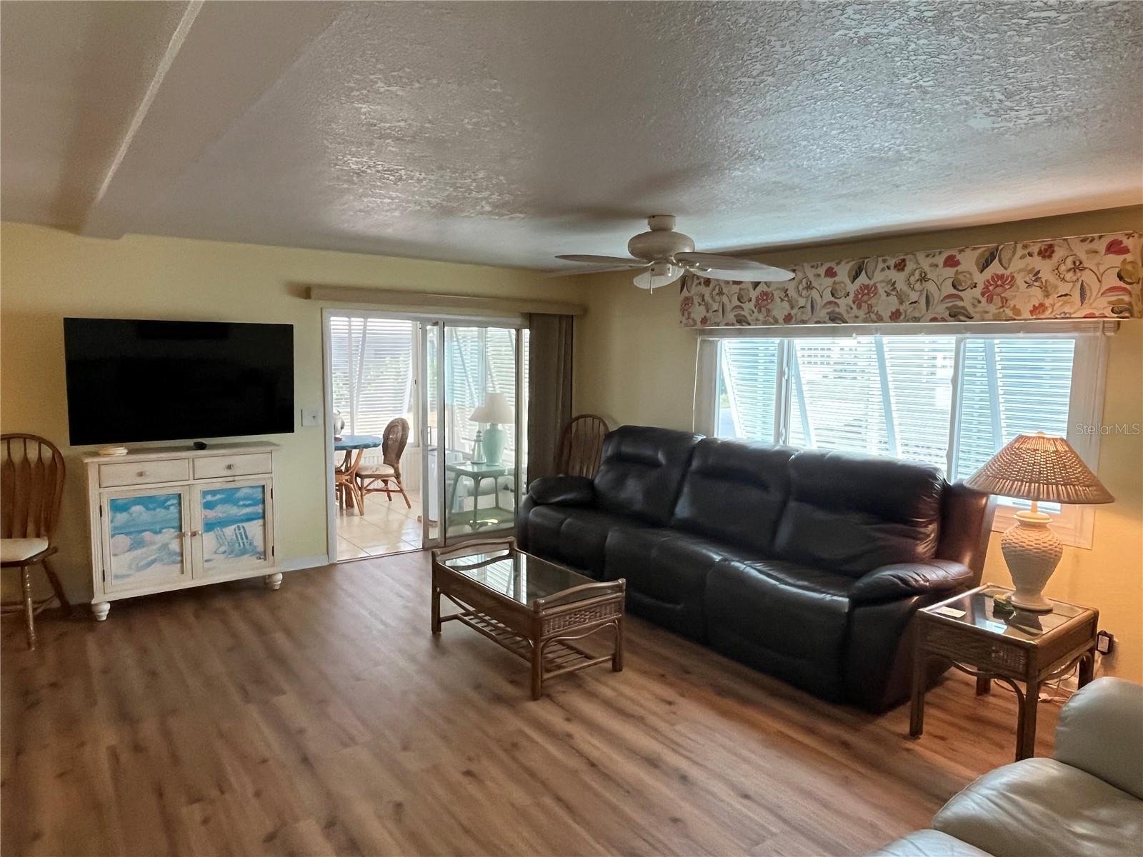 VENICE ISLE - Residential