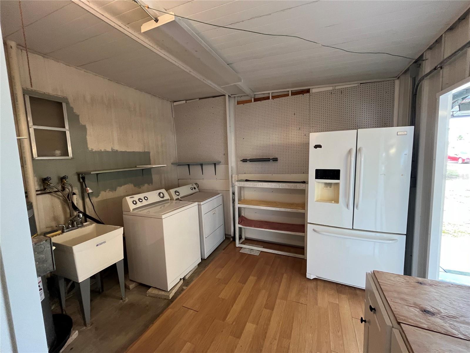 VENICE ISLE - Residential