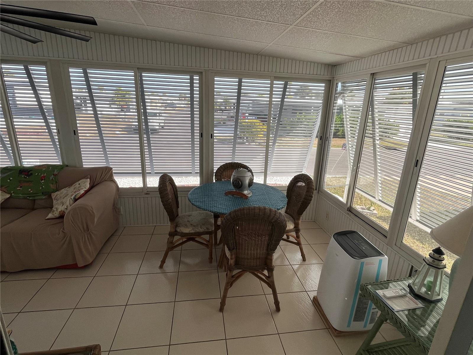 VENICE ISLE - Residential