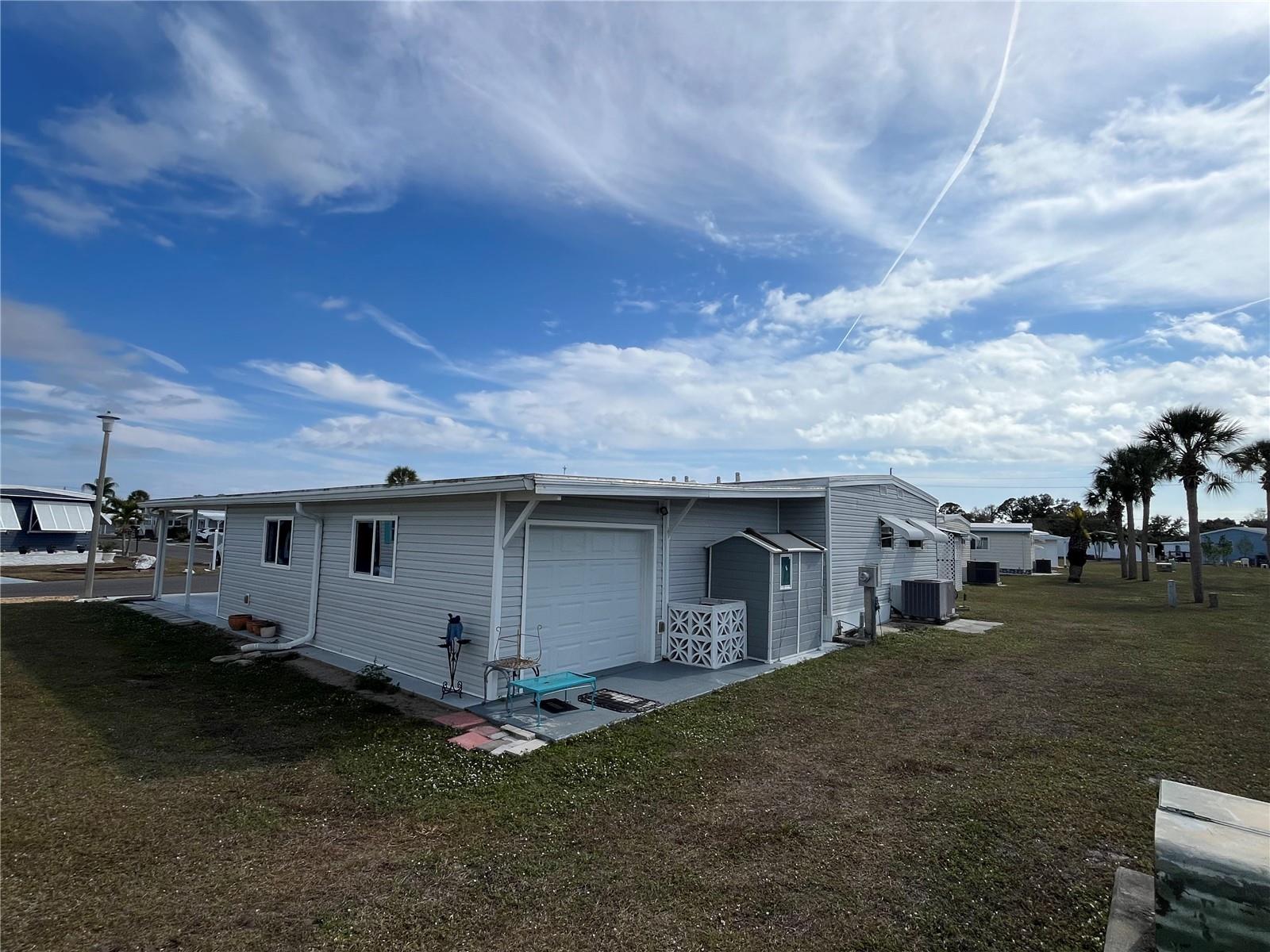 VENICE ISLE - Residential
