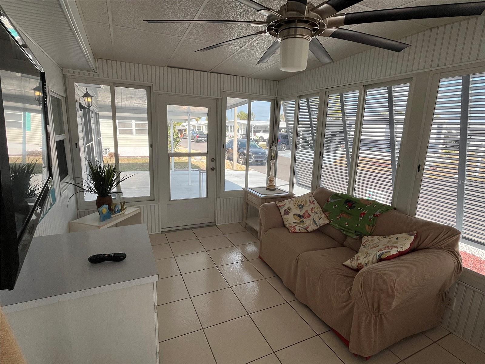 VENICE ISLE - Residential