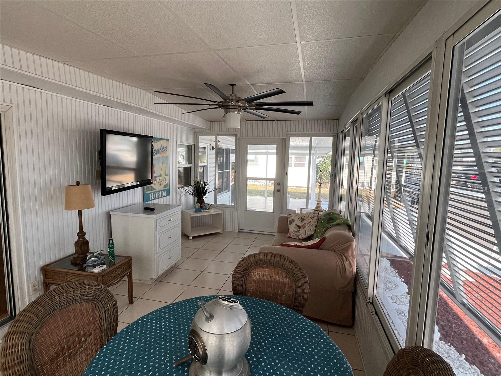 VENICE ISLE - Residential