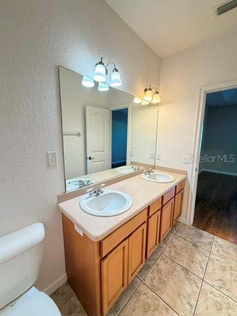 Tiny photo for 2935 NE 7th Street #310, Ocala, FL 34470 (MLS # OM725854)