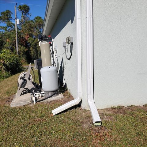 A home in NORTH PORT