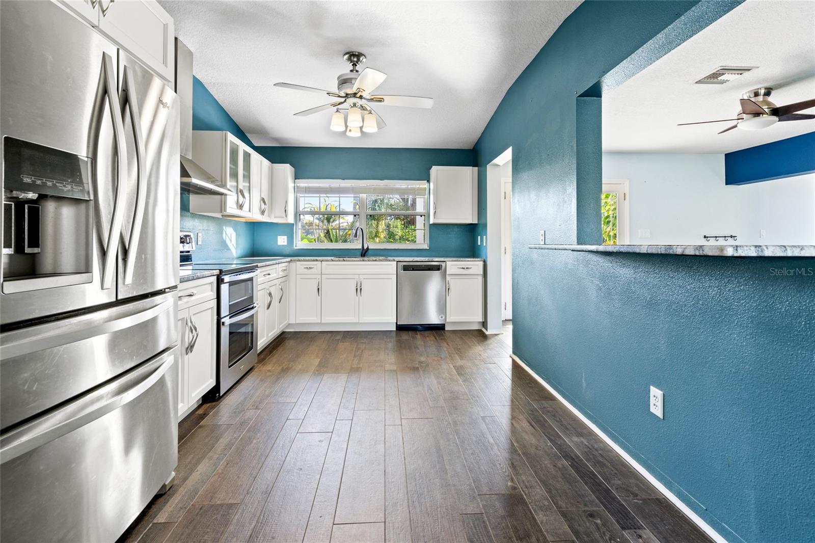 IVELMAR ESTATES - Residential