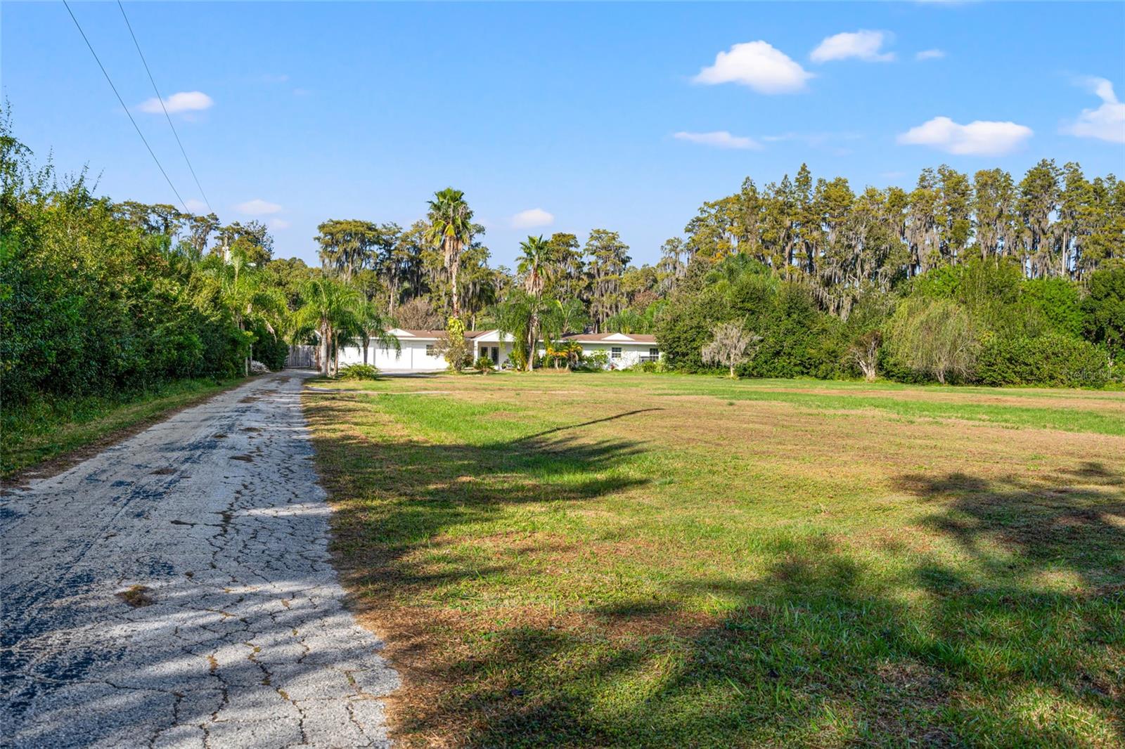 IVELMAR ESTATES - Residential