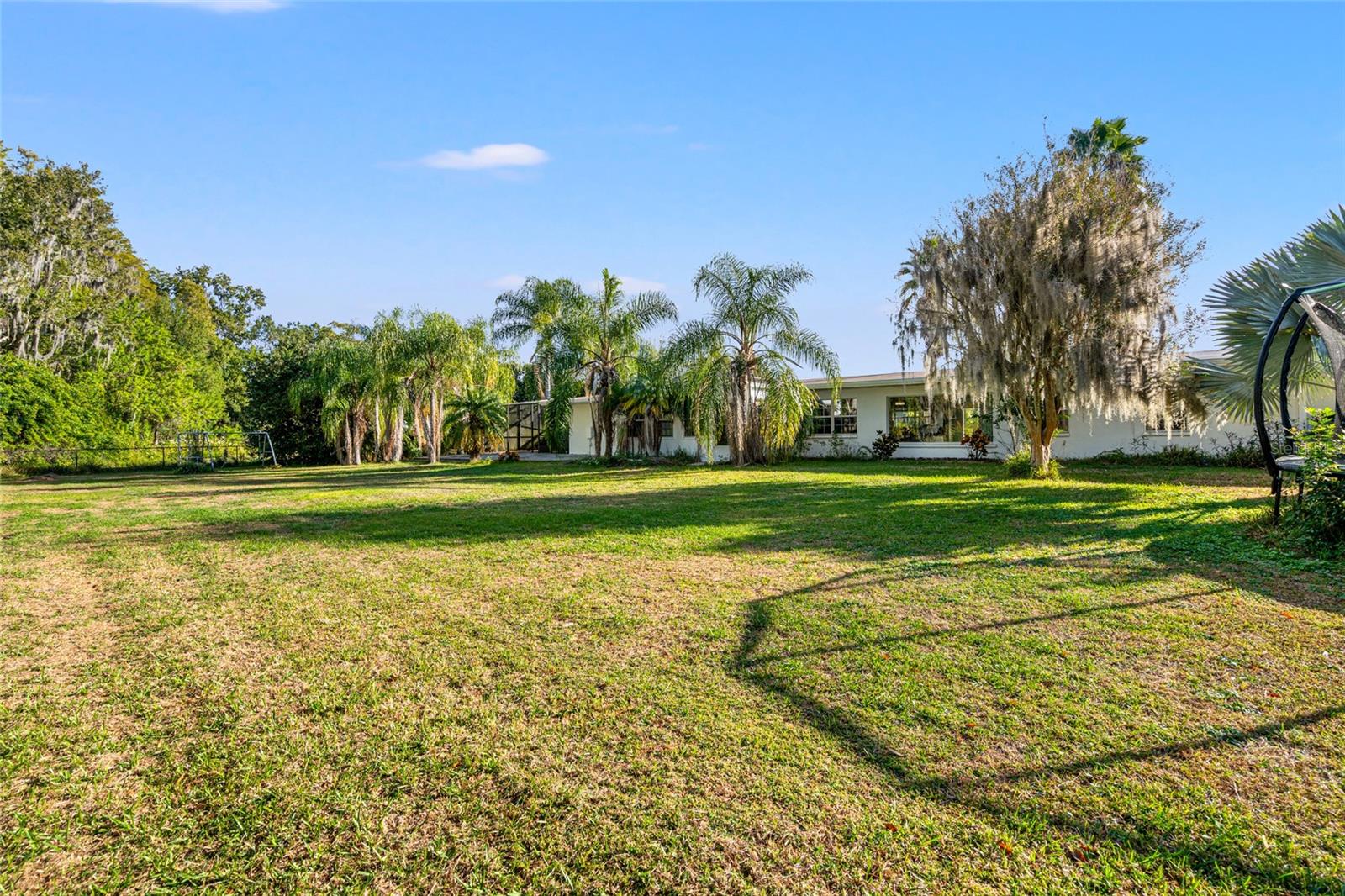 IVELMAR ESTATES - Residential